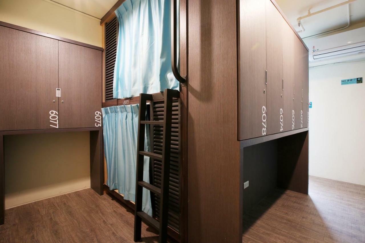 Loosha Hostel Taichung Exterior photo