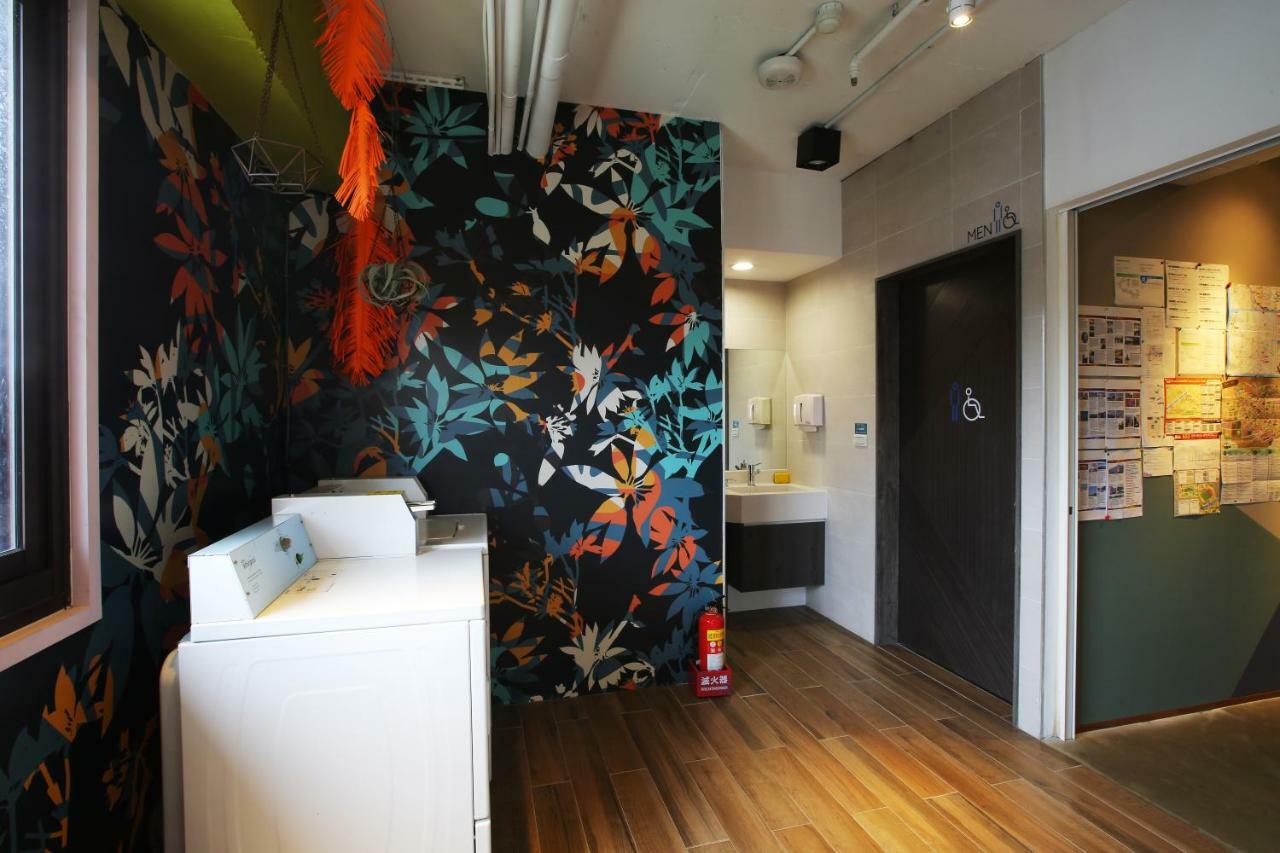 Loosha Hostel Taichung Exterior photo