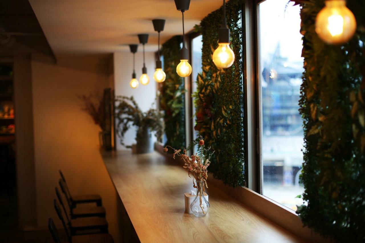 Loosha Hostel Taichung Exterior photo