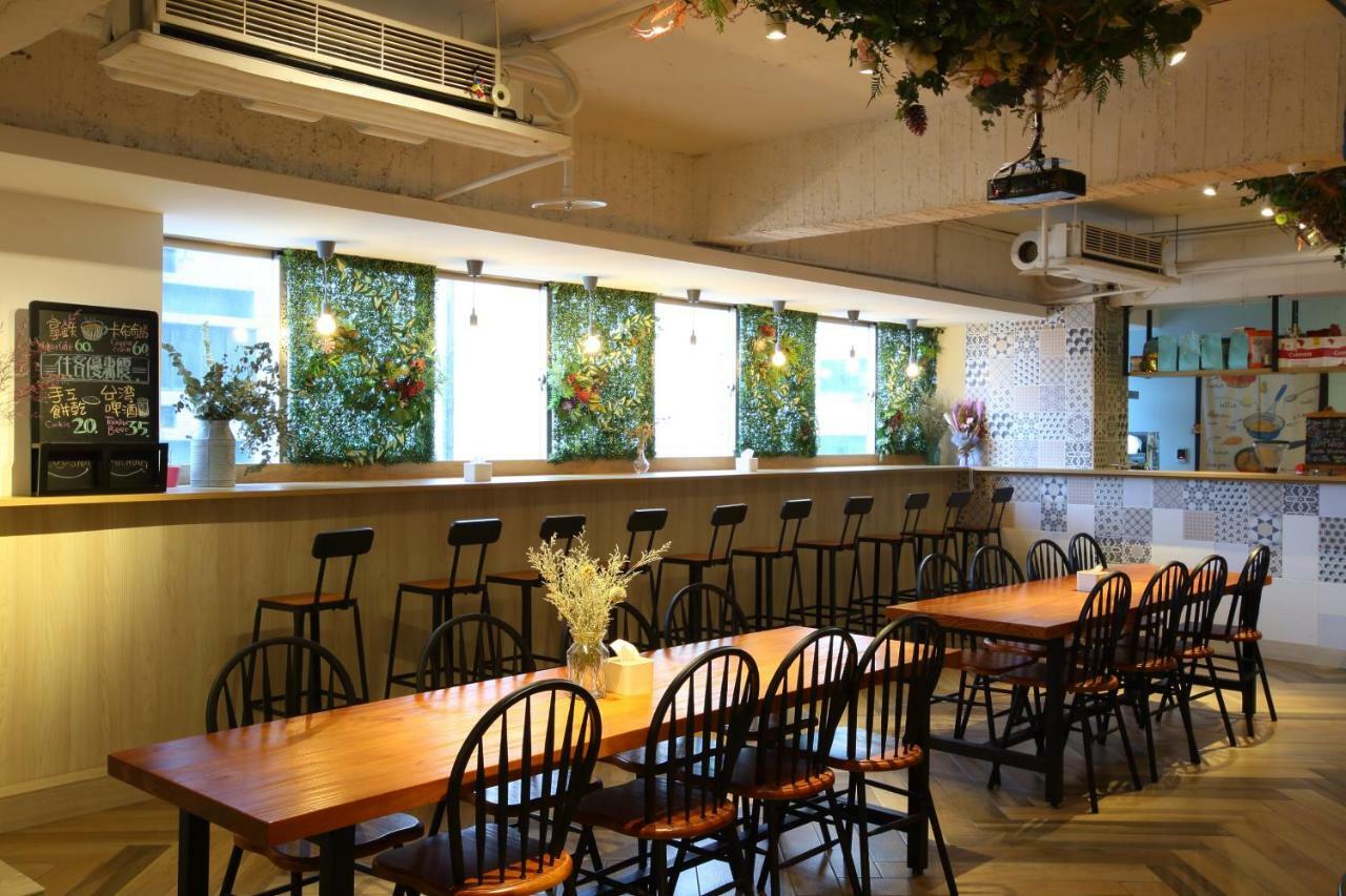 Loosha Hostel Taichung Exterior photo