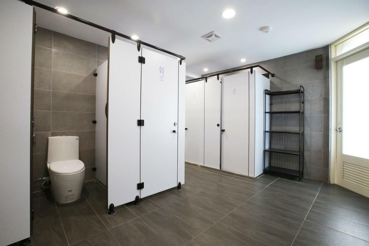 Loosha Hostel Taichung Exterior photo